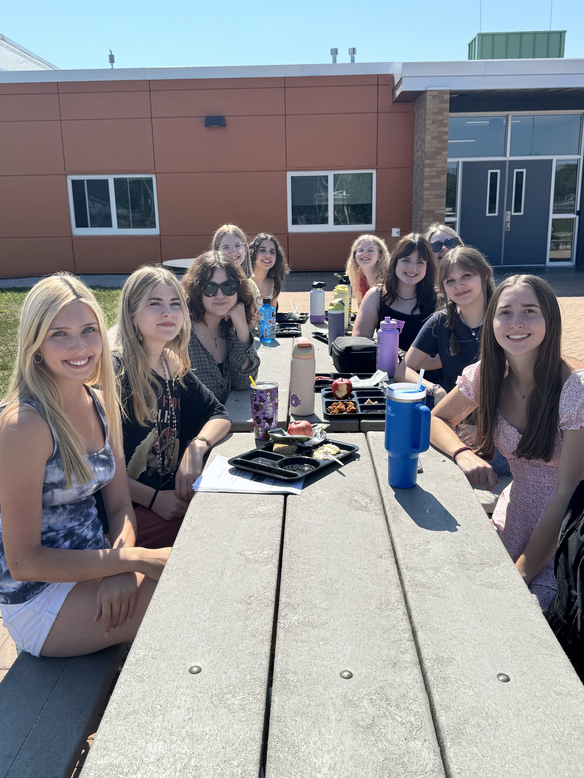 Schuylerville High School students enjoy lunch outside